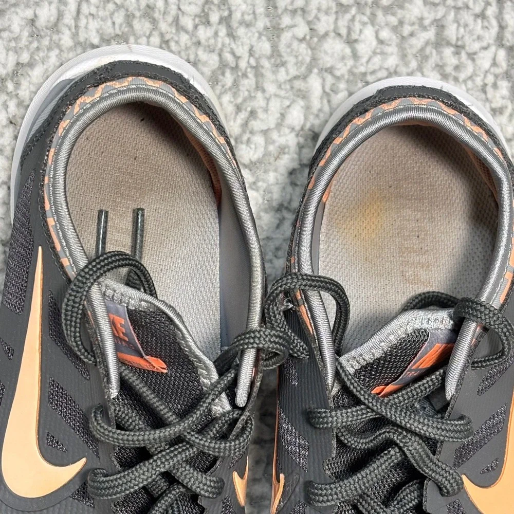 Nike these zig during